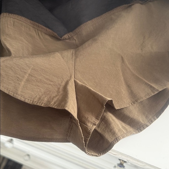 Zara Khaki Skirt with Layered Design - Picture 4 of 6